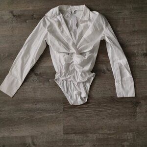 Title: NWT Topshop White Twist Front Long Sleeve Bodysuit - Size 6